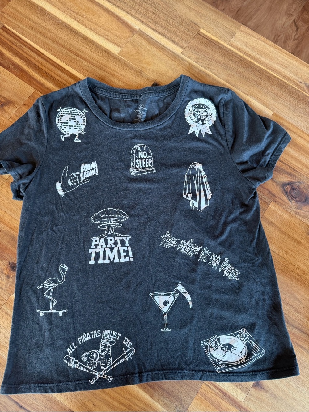 Volcom Black Short Sleeve Graphic Tee with White Party Icons 💥5/$25💥 Bundle!